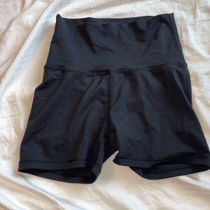 ECHT Force Scrunch Shorts